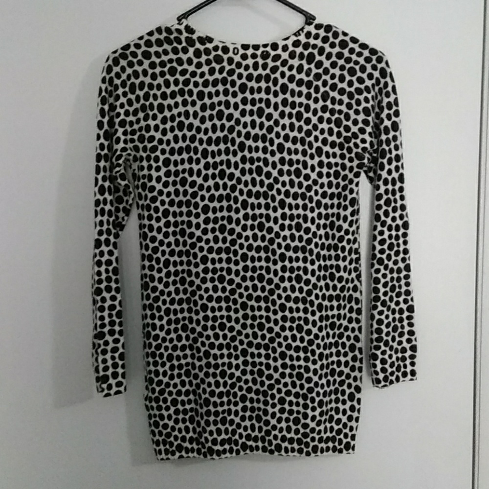 Sweater - Picture 3 of 5